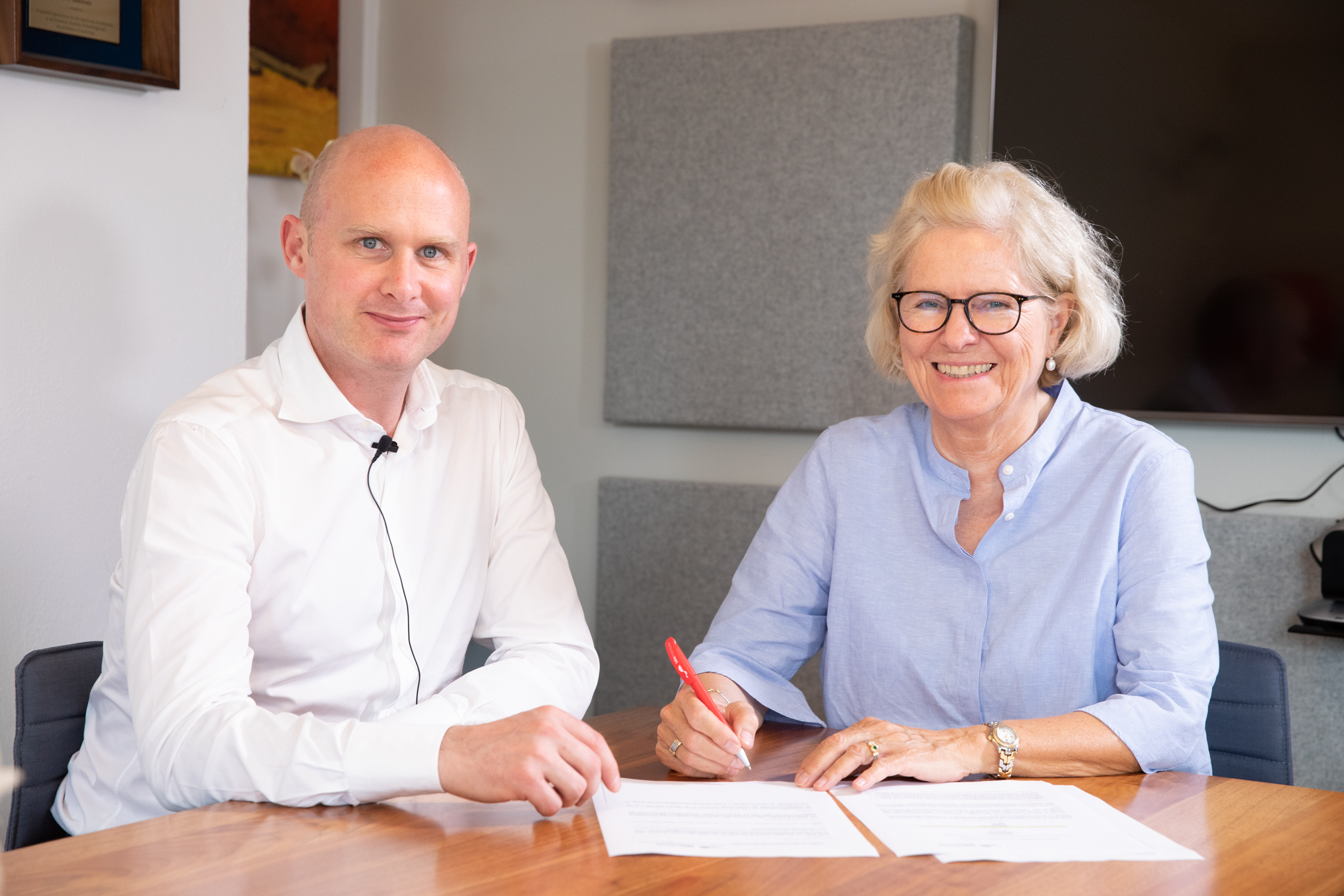 Ryan Leighton, CEO of Leightons Opticians & Hearing Care and Lise Lotte Bundesen, Managing Director of the Ida Institute