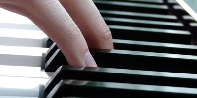 person playing piano