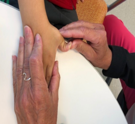 Hyperextension of a thumb of a client