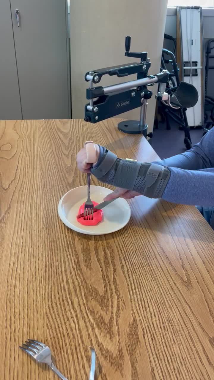 Video 5 cutting food